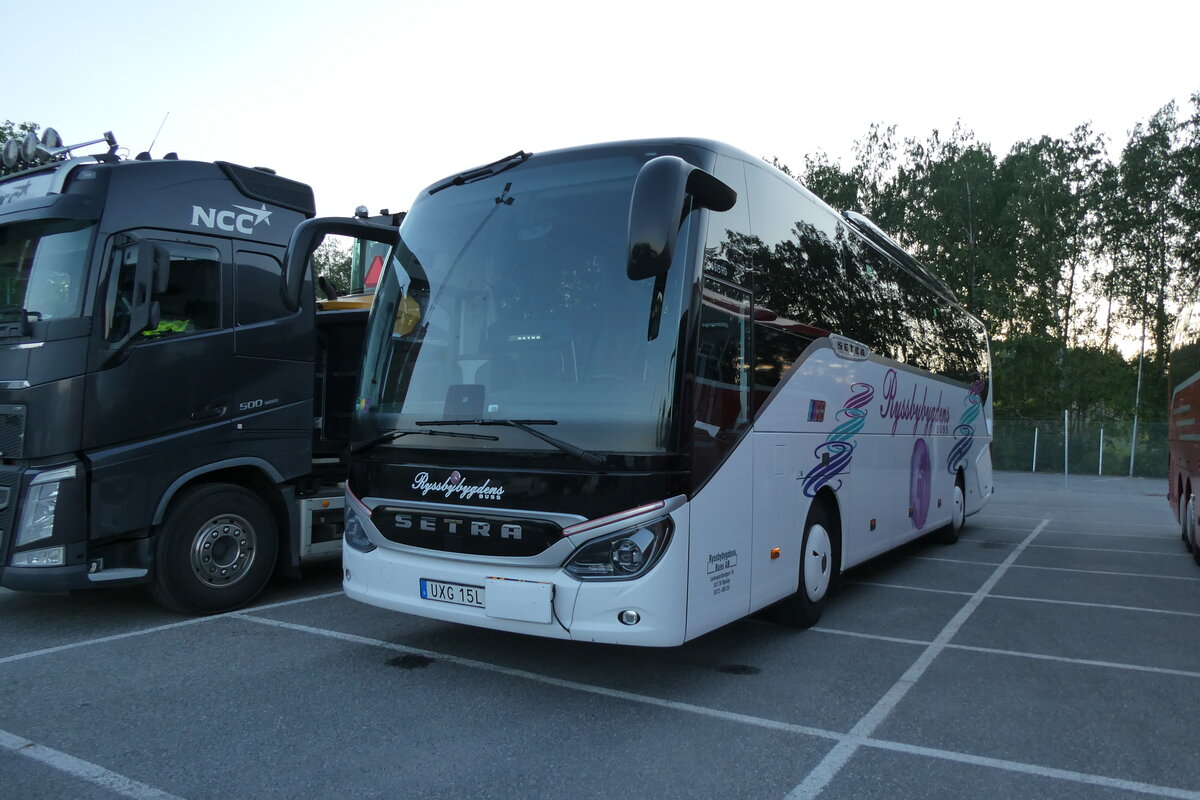 (287'826) - Ryssbybygdens Buss, Ryssby - UXG 15L - Setra am 8. Juni 2026 in Stockholm, Hotel Scandic