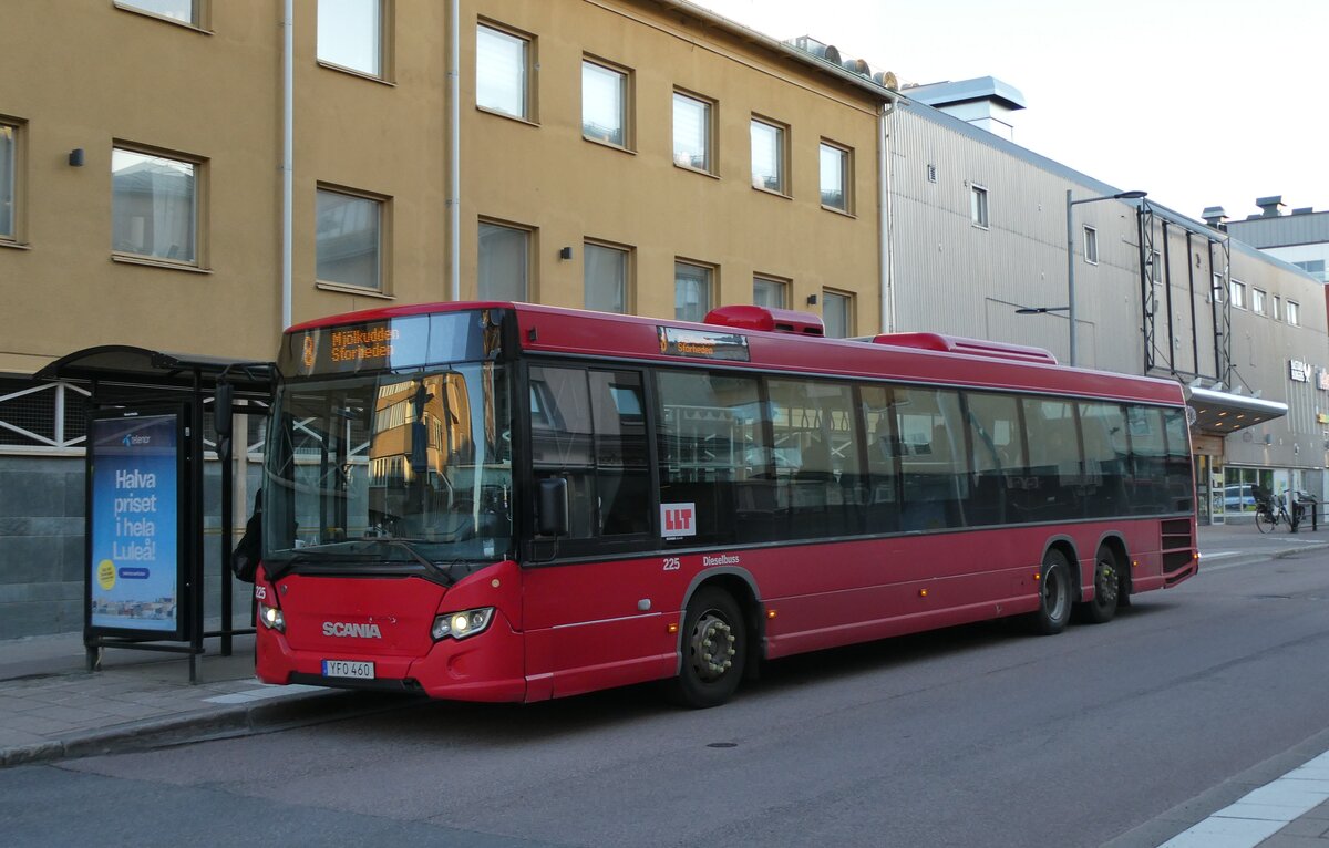 (287'979) - LLT Lulea - Nr. 225/YFO 460 - Scania am 10. Juni 2026 in Lulea