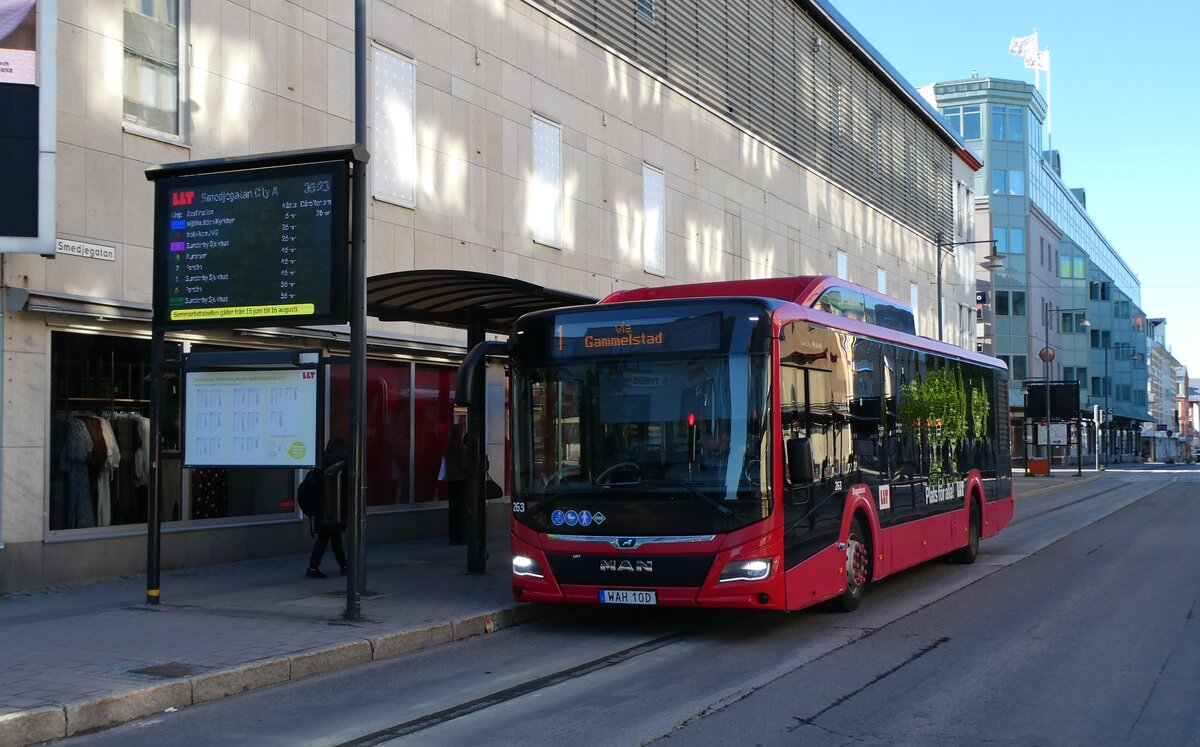 (287'989) - LLT Lulea - Nr. 263/WAH 10D - MAN am 11. Juni 2026 in Lulea, Smedjegatan City