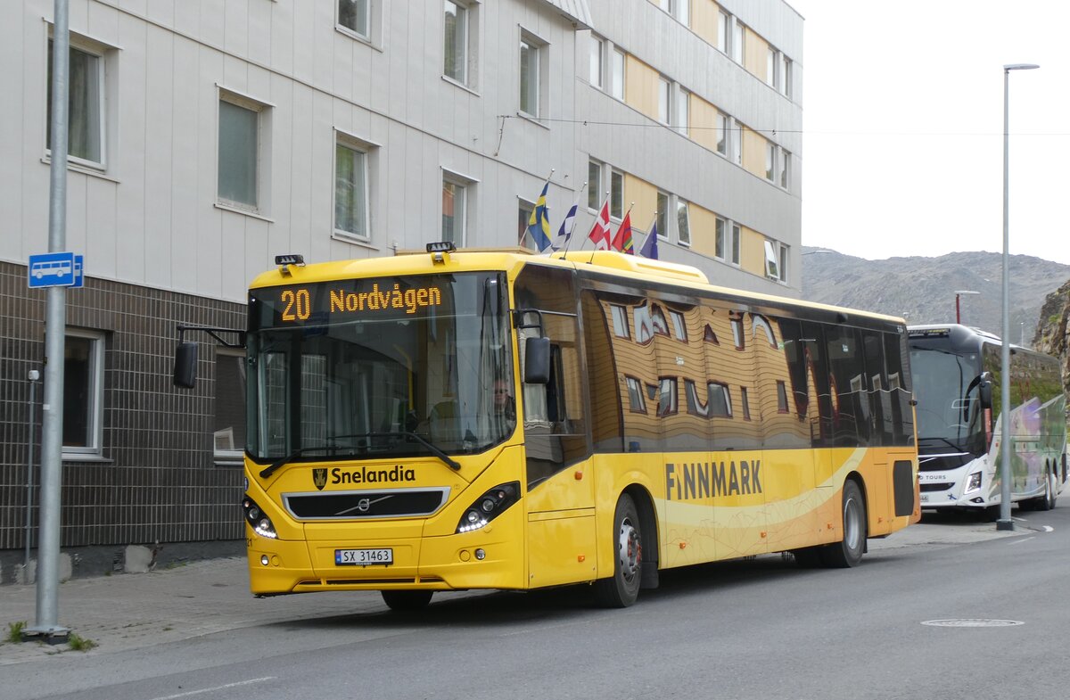 (288'177) - Snelandia Finnmark - Nr. 9421/SX 31'463 - Volvo am 12. Juni 2026 in Honningsvag, Hafen
