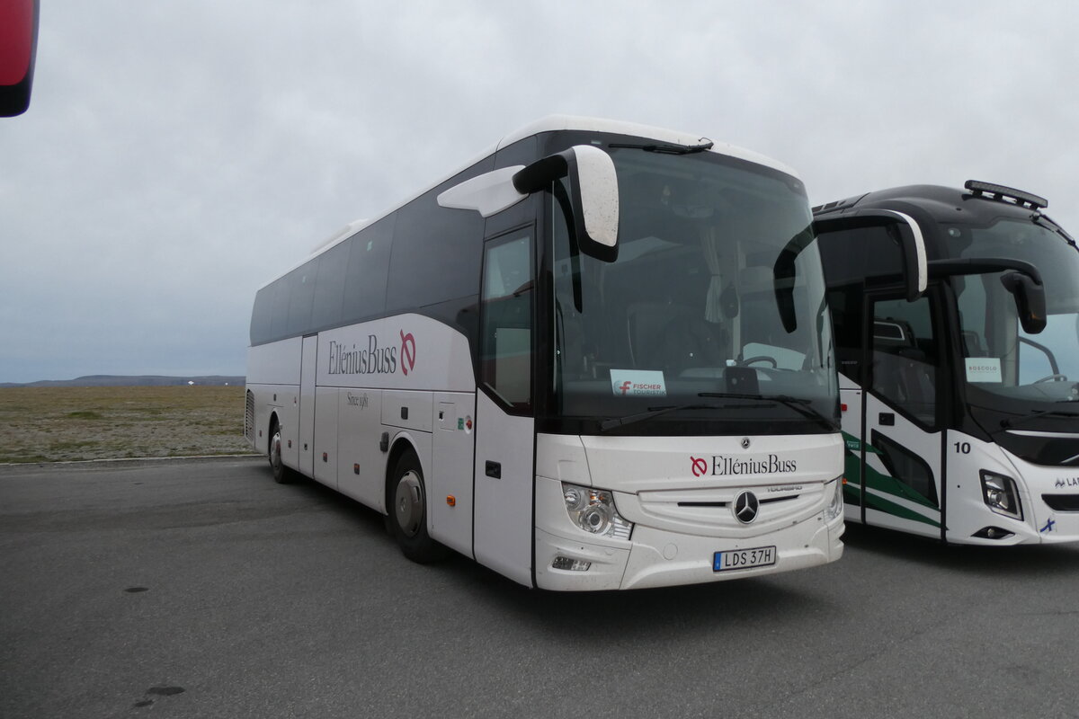 (288'233) - Aus Schweden: Ell�nius Buss, Arlandastad - LDS 37H - Mercedes am 12. Juni 2026 am Nordkap