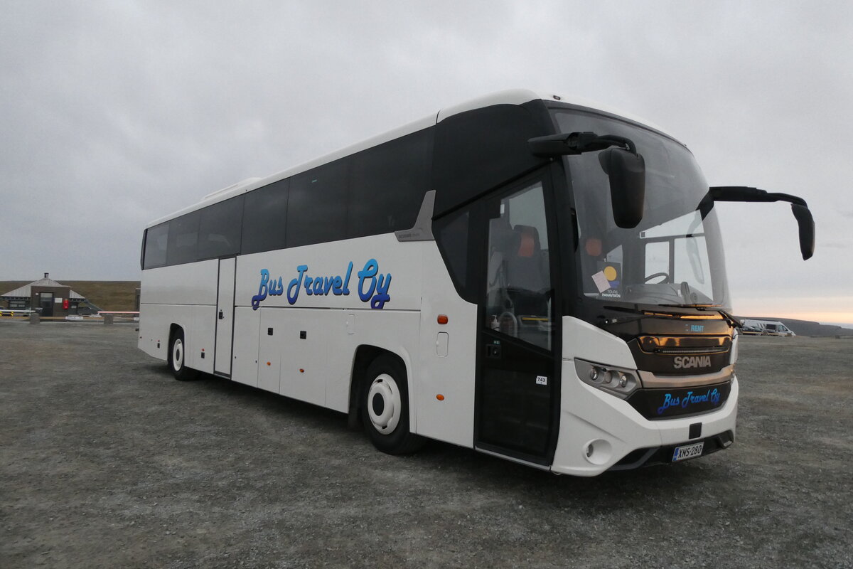 (288'238) - Aus Finnland: Bus Travel - XNS-280 - Scania am 12. Juni 2026 am Nordkap