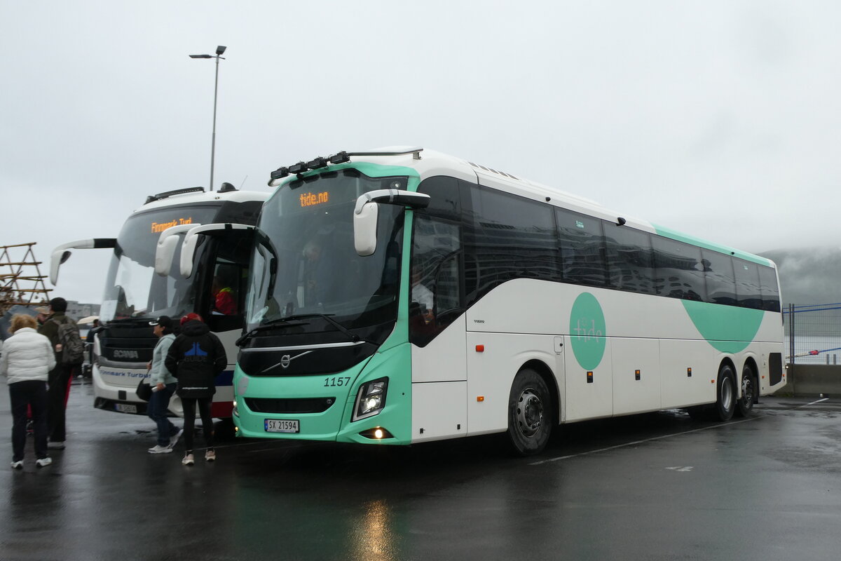 (288'291) - Tide, Bergen - Nr. 1157/SX 21'594 - Volvo am 13. Juni 2026 in Honningsvag, Hafen