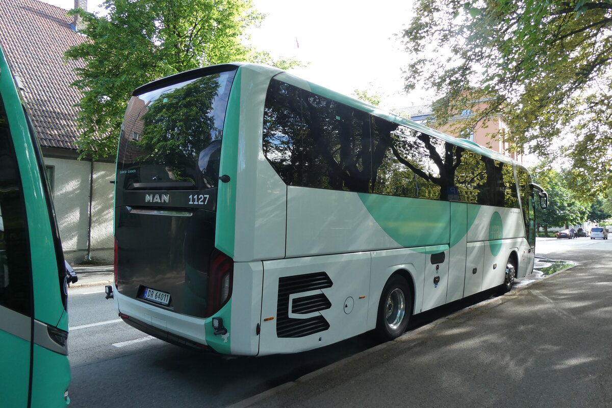 (288'948) - Tide, Bergen - Nr. 1127/DR 64'011 - MAN am 19. Juni 2026 in Trondheim, Nidaros Kathedrale