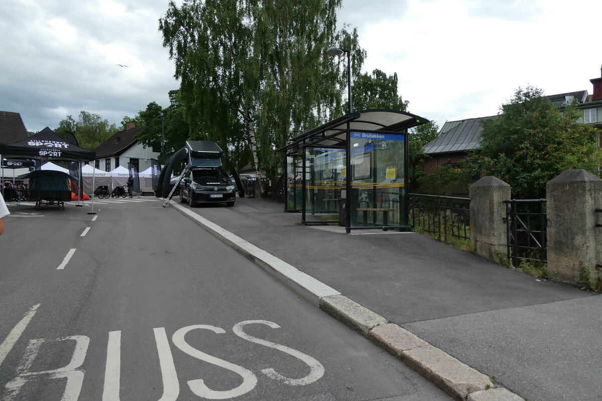 (289'034) - Bus-Haltestelle am 19. Juni 2026 in Lillehammer, Brubakken