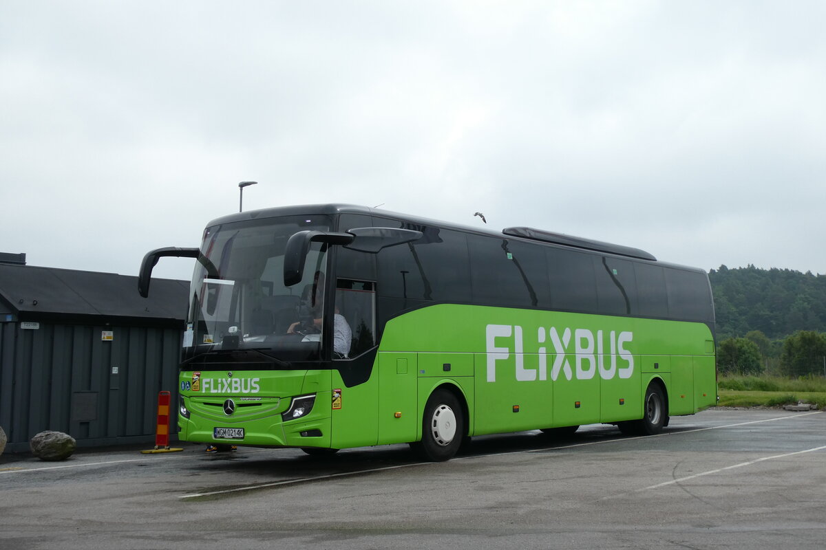 (289'069) - Aus Polen: Flixbus - WGM 0214K - Mercedes am 20. Juni 2026 in Stromstad, Circle K