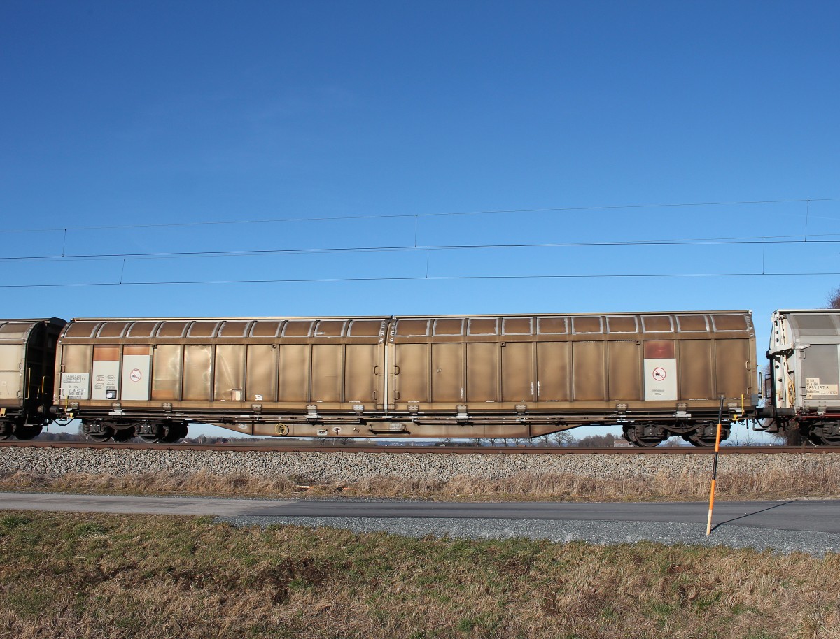 2892 105-0 (Habbiillns) am 28. Dezember 2015 bei �bersee.