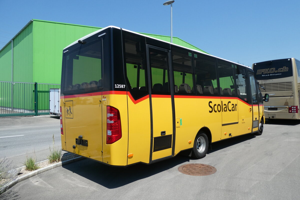 (289'252) - CarPostal Ouest - PID 12'587 - Iveco/K-Bus am 27. Juni 2026 in Kerzers, Interbus