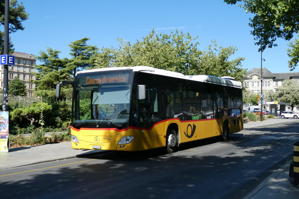 (289'490) - CarPostal Ouest - VD 594'656/PID 11'944 - Mercedes am 7. Juli 2026 beim Bahnhof Yverdon