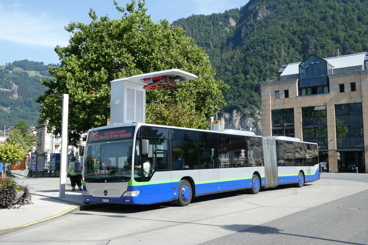 (289'606) PostAuto Bern - BE 539'370/PID 12'421 - Mercedes (ex PostAuto Nordschweiz; ex TPL Lugano Nr. 405) am 13. Juli 2026 beim Bahnhof Interlaken West