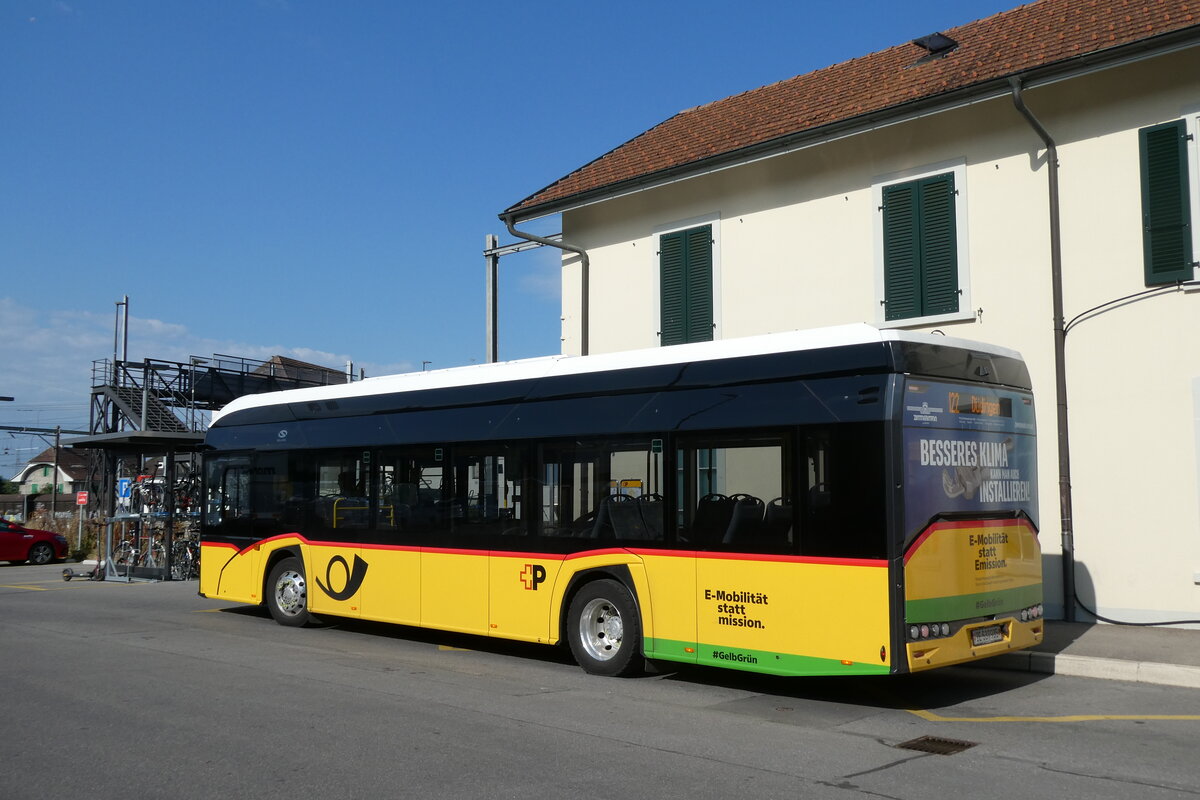 (289'671) - PostAuto Bern - BE 537'935/PID 12'347 - eSolaris am 18. Juli 2026 beim Bahnhof Kerzers