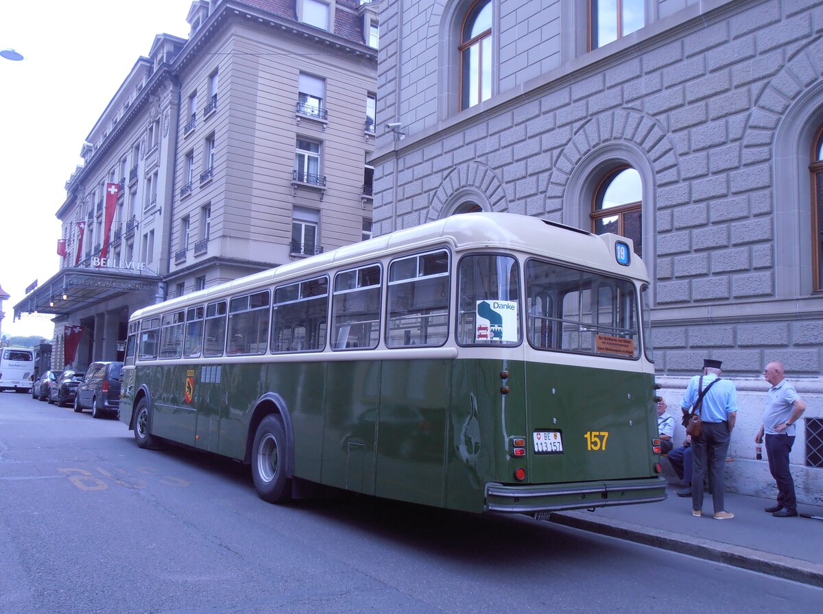 (290'029) - SVB Bern (Bernmobil historique) - Nr. 157/BE 113'157 - FBW/Gangloff am 1. August 2026 in Bern, Bundeshaus