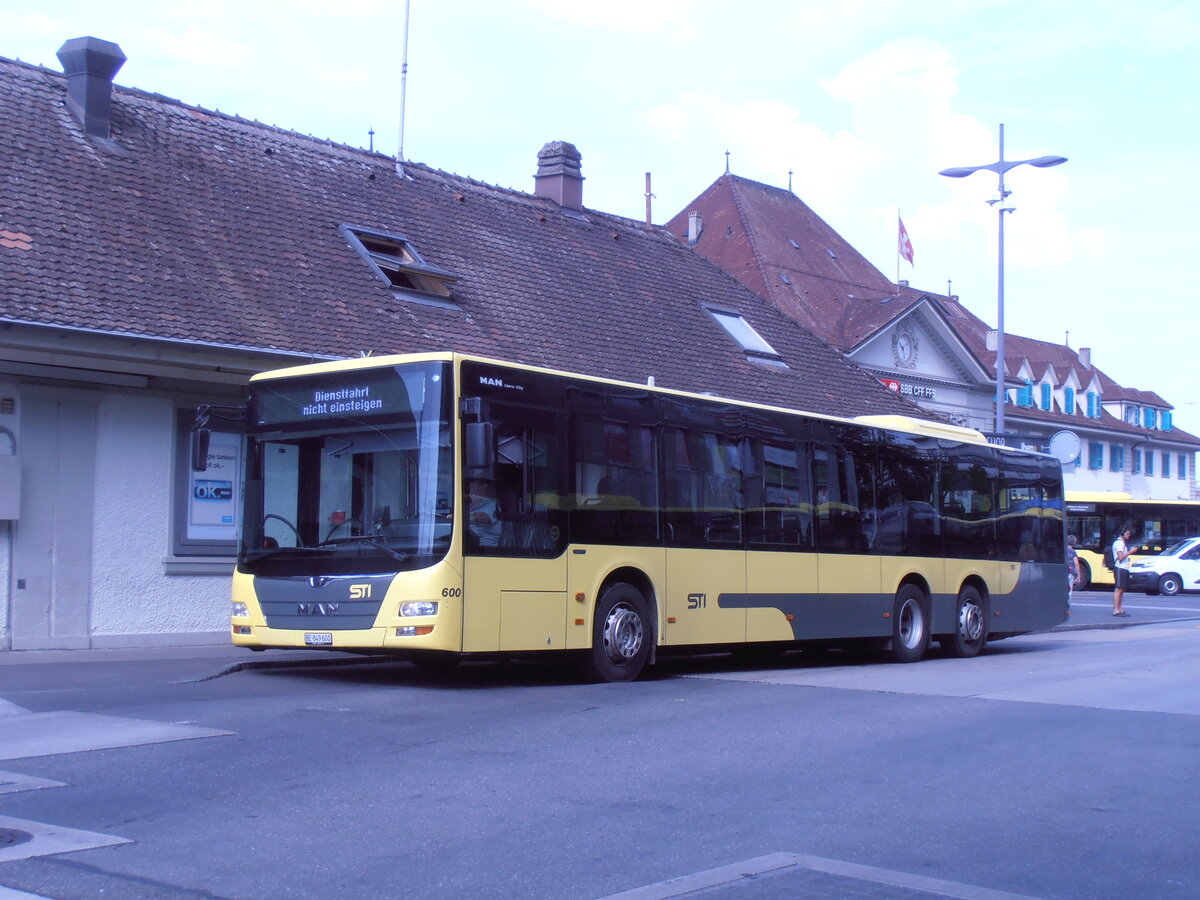 (290'079) - STI Thun - Nr. 600/BE 849'600 - MAN am 3. August 2026 beim Bahnhof Thun