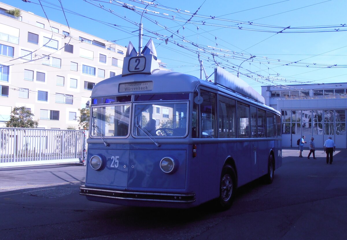 (290'170) - VBL Luzern (vbl-historic) - Nr. 25 - FBW/FFA Trolleybus am 8. August 2026 in Luzern, Depot