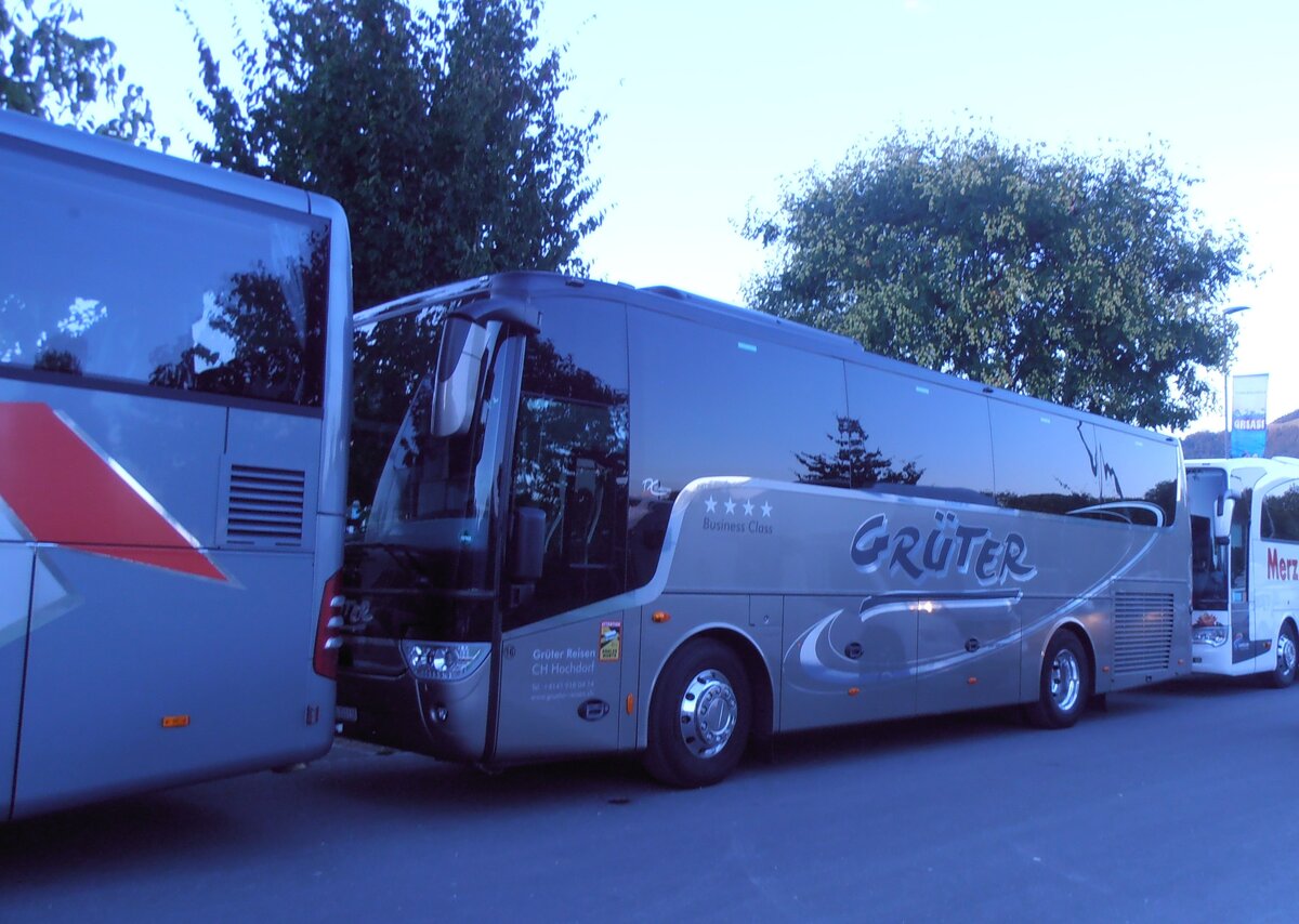 (290'198) - Gr�ter, Hochdorf - Nr. 16/LU 101'128 - Van Hool am 8. August 2026 in Thun, Strandbad