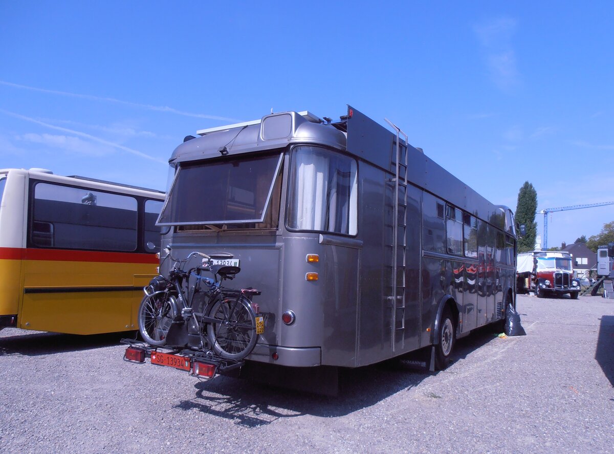 (290'313) - Schneider, Schmerikon - AG 13'934 - FBW/T�scher Hochlenker (ex Basler, Hofstetten; ex VBZ Z�rich Nr. 244) am 15. August 2026 in Wettingen, Zirkuswiese