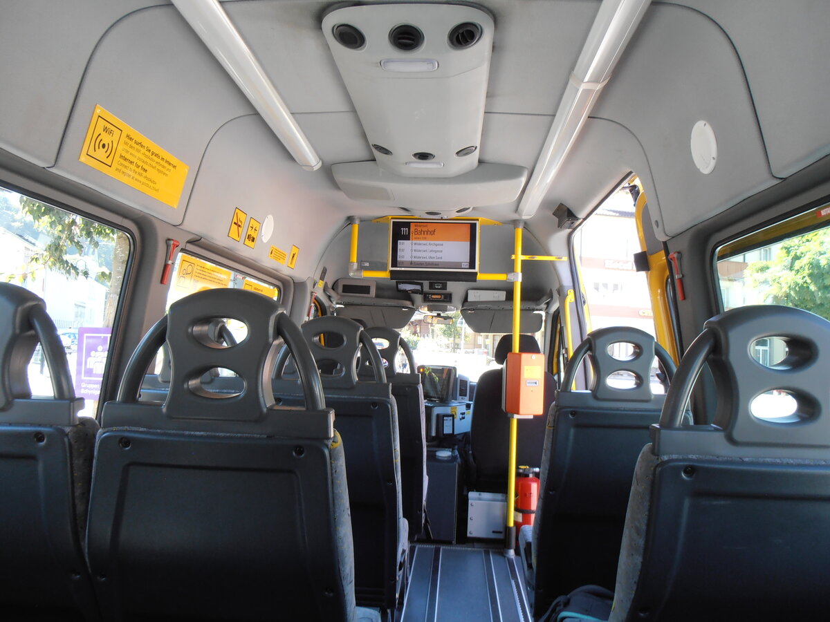 (290'622) - PostAuto Bern - BE 472'866/PID 10'284 - Mercedes am 3. September 2026 beim Bahnhof Wilderswil (Innenaufnahme)