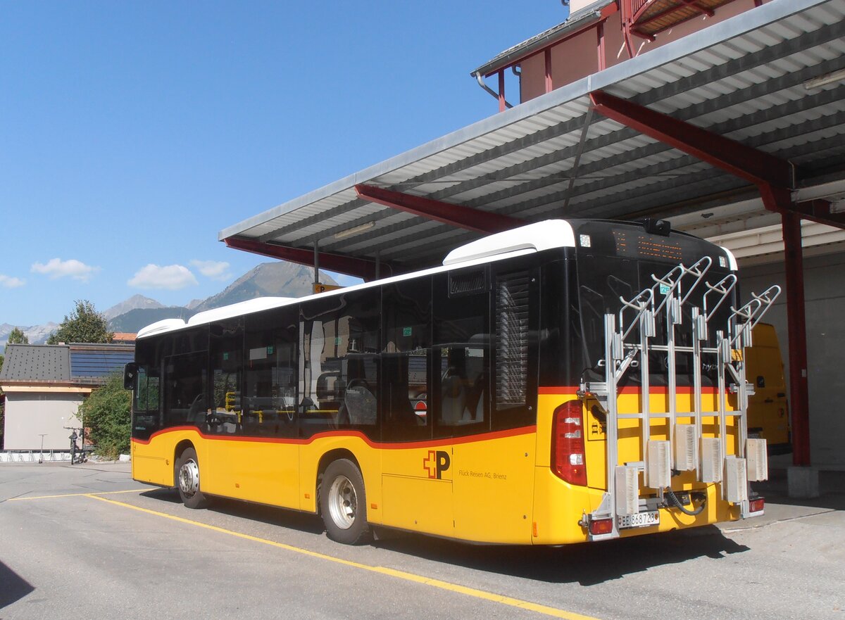 (290'750) - Fl�ck, Brienz - Nr. 23/BE 868'723/PID 11'528 - Mercedes am 8. September 2026 in Meiringen, Postautostation
