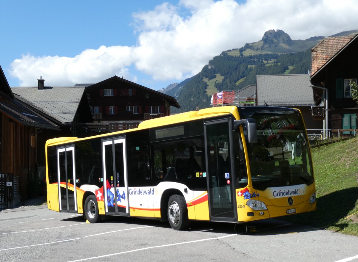 (290'813) - GrindelwaldBus, Grindelwald - Nr. 204/BE 905'204 - Mercedes am 11. September 2026 in Grindelwald, Gemeindehaus (prov. Bahnhof)