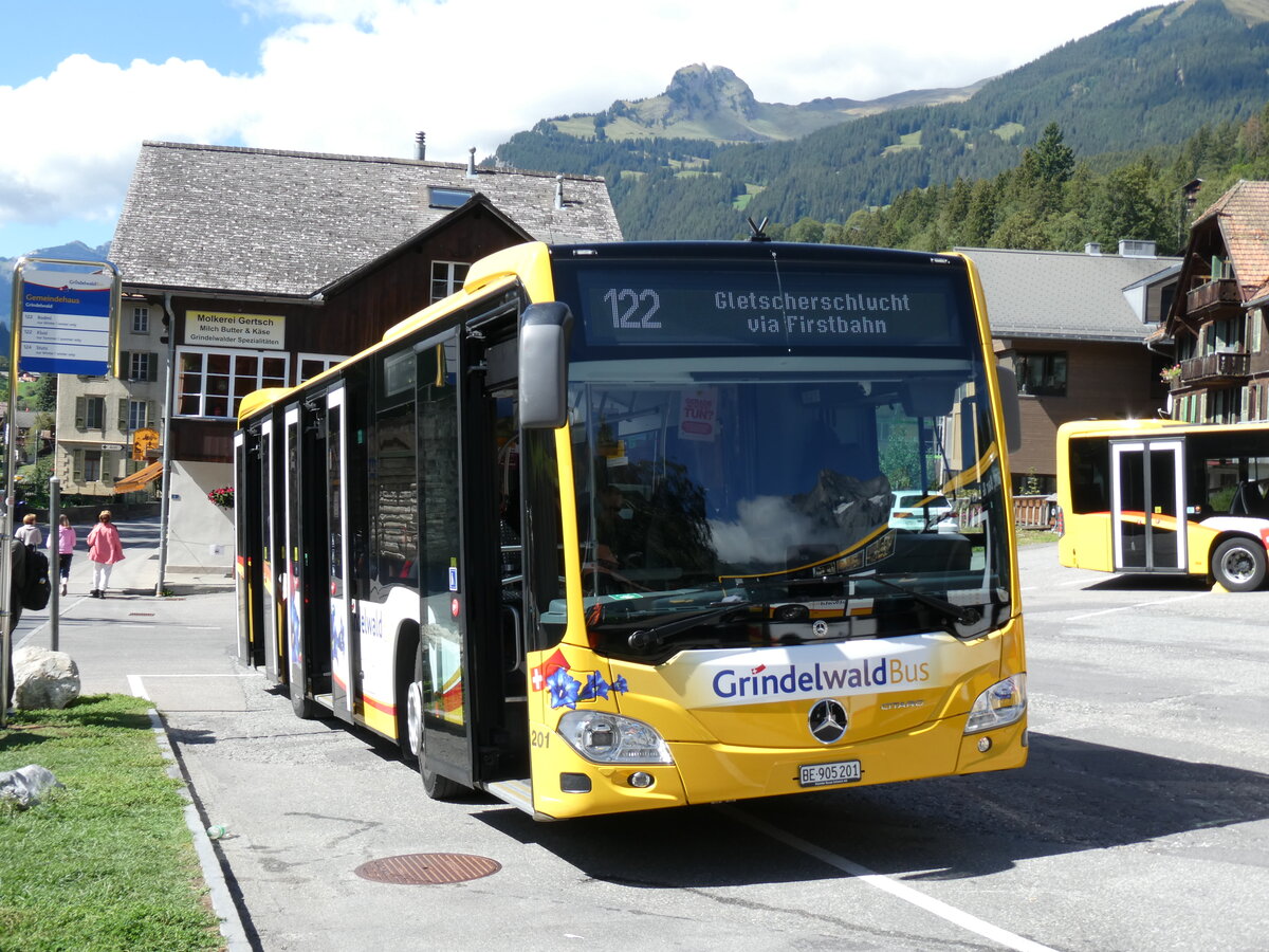 (290'814) - GrindelwaldBus, Grindelwald - Nr. 201/BE 905'201 - Mercedes am 11. September 2026 in Grindelwald, Gemeindehaus (prov. Bahnhof)