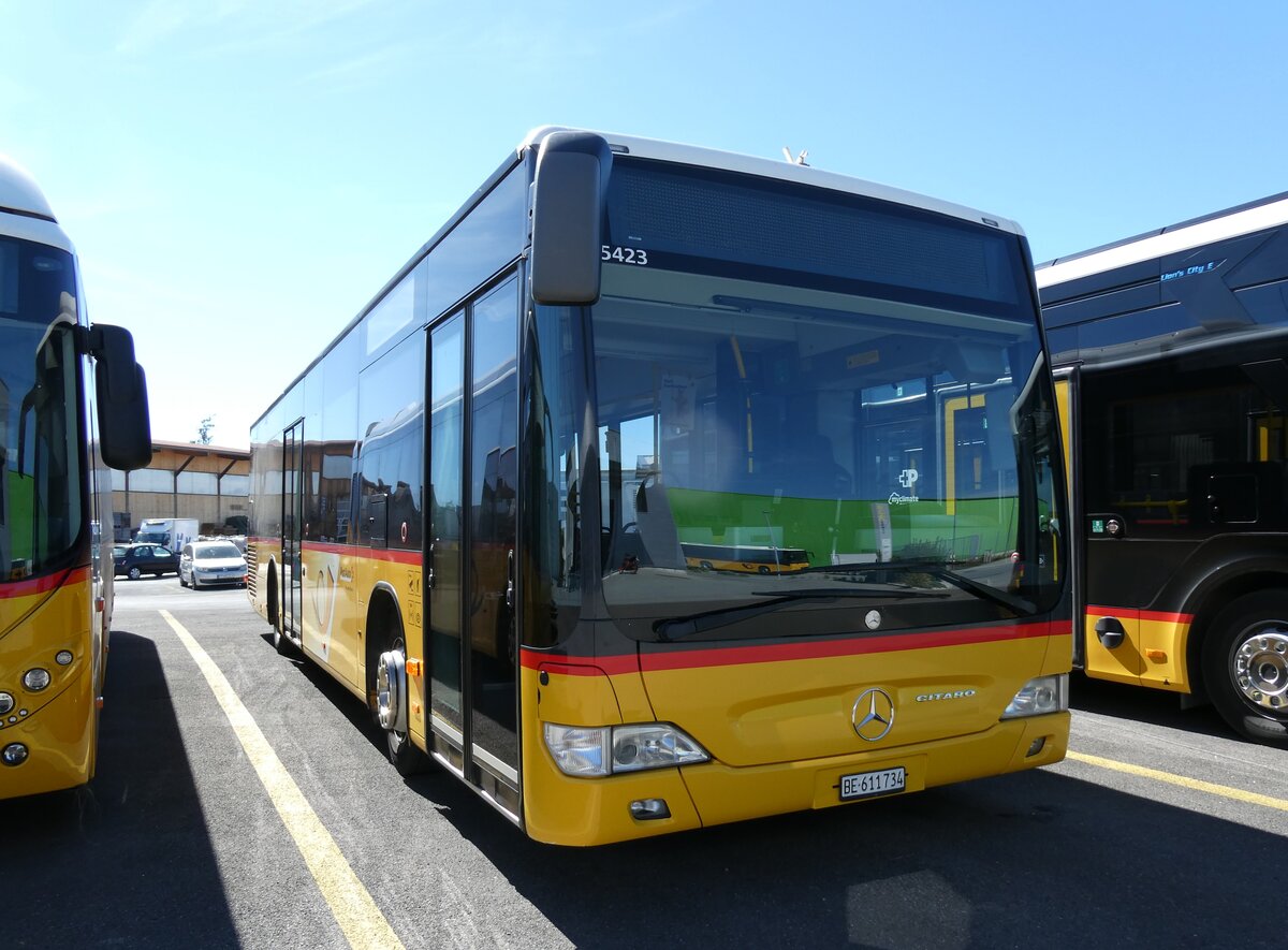(290'954) - PostAuto Bern - Nr. 15/BE 611'734/PID 5423 - Mercedes (ex Steiner, Ortschwaben Nr. 15) am 19. September 2026 in Kerzers, Interbus