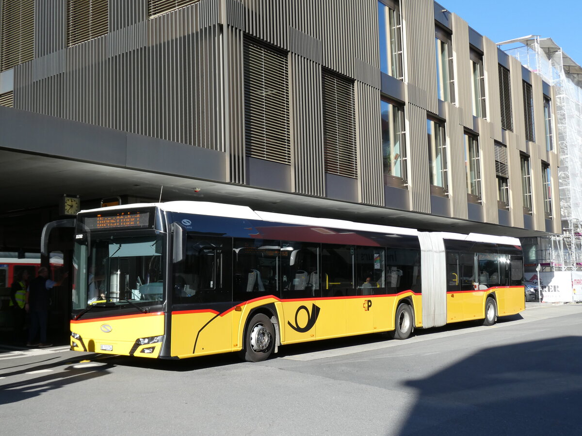 (291'010) - PostAuto Bern - BE 733'704/PID 11'232 - Solaris (ex H�fliger, Sursee Nr. 31) am 22. September 2026 beim Bahnhof Stansstad