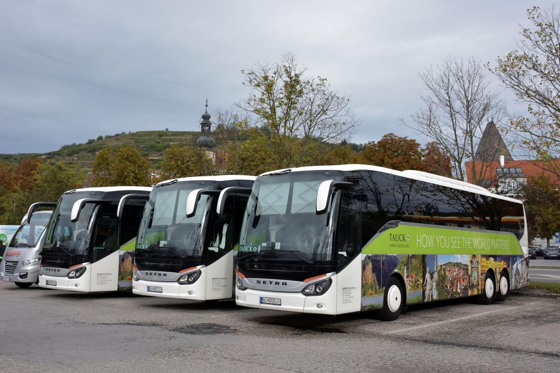 3 Setra 516 HD von Tauck/Blaguss Reisen aus der SK 2017 in Krems.