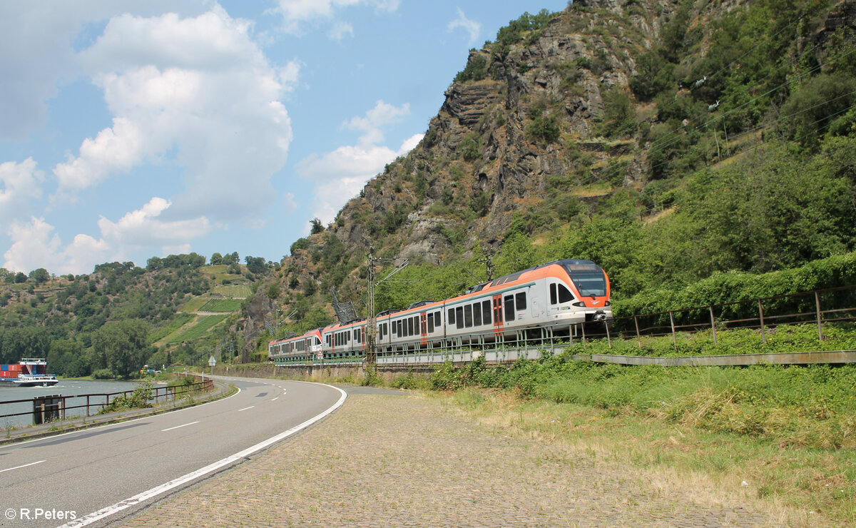 410 als RB10 25019 Neuwied - Wiesbaden kurz hinter der Loreley. 20.07.24