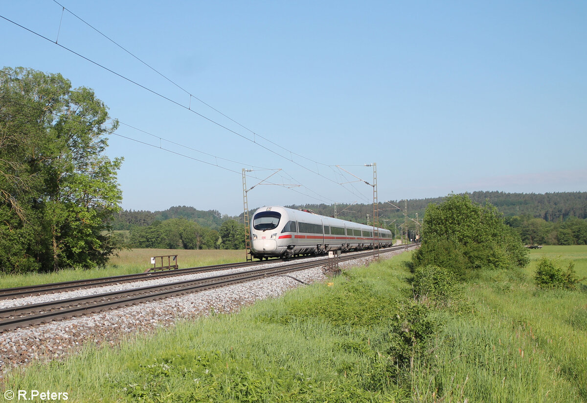 411 010-2  Naumburg Saale  als ICE21 Frankfurt/Main - Wien bei Pölling. 20.05.24