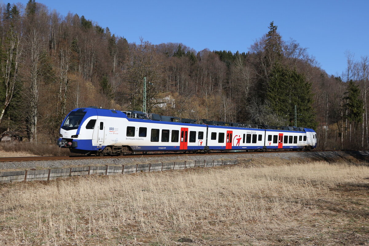 427 010 war am 18. Februar 2024 zwischen Traunstein und Ruhpolding im Einsatz. Aufgenommen kurz vor Eisen�rzt.