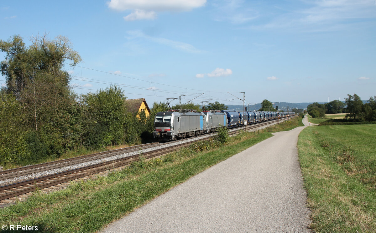 6193 141 + 6193 169 ziehen ein Getreidezug bei Pölling in Richtung Norden. 28.08.24