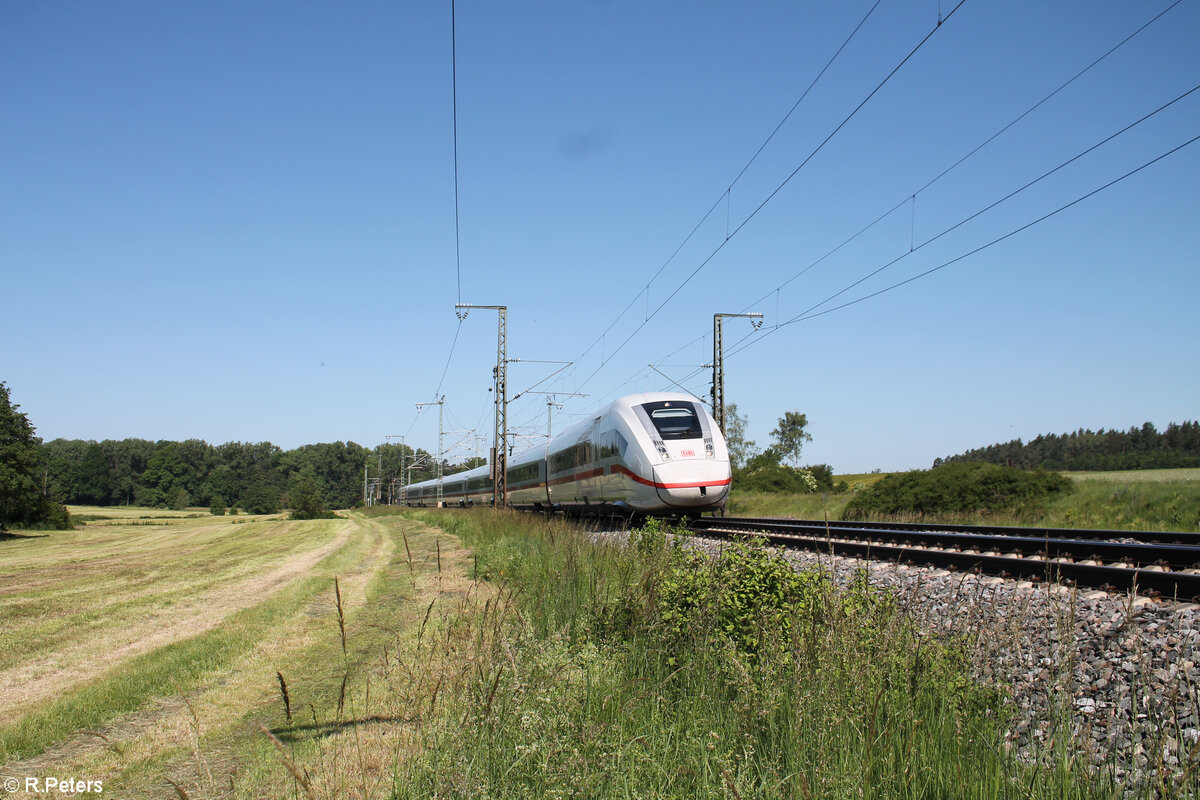 6812 224 als ICE 783 Hamburg Dammtor - München HBF bei Oberdachstetten. 08.06.24