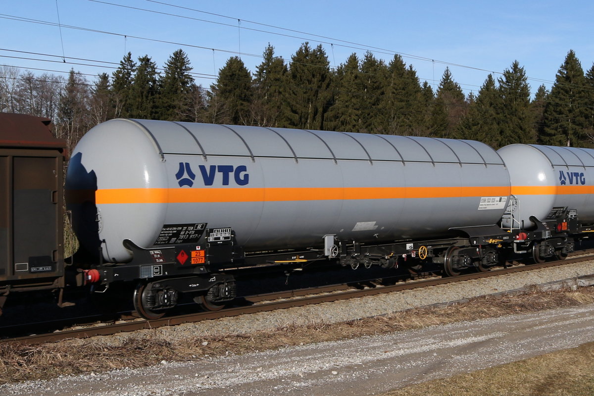 7813 917 (Zags) von  VTG  am 14. Januar 2020 bei Grabenst�tt.