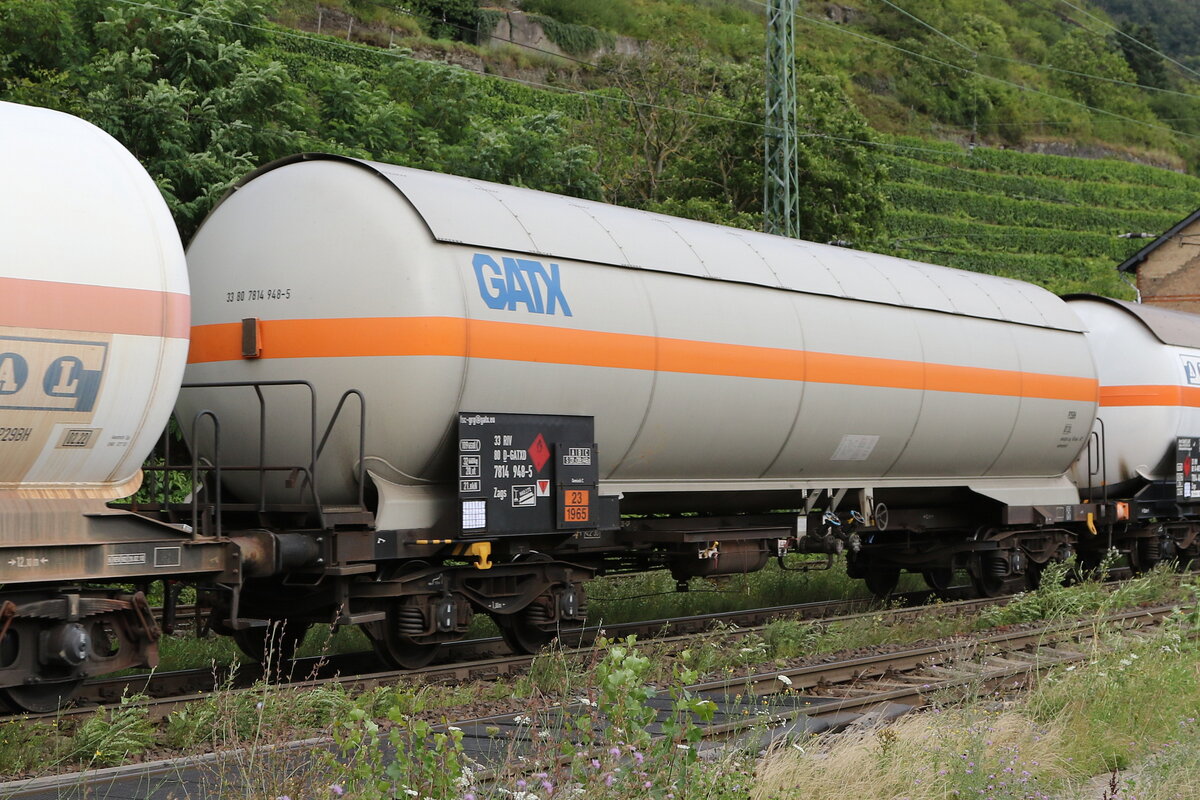 7814 948 (Zags) von  GATX  am 22. Juli 2021 bei Kaub.