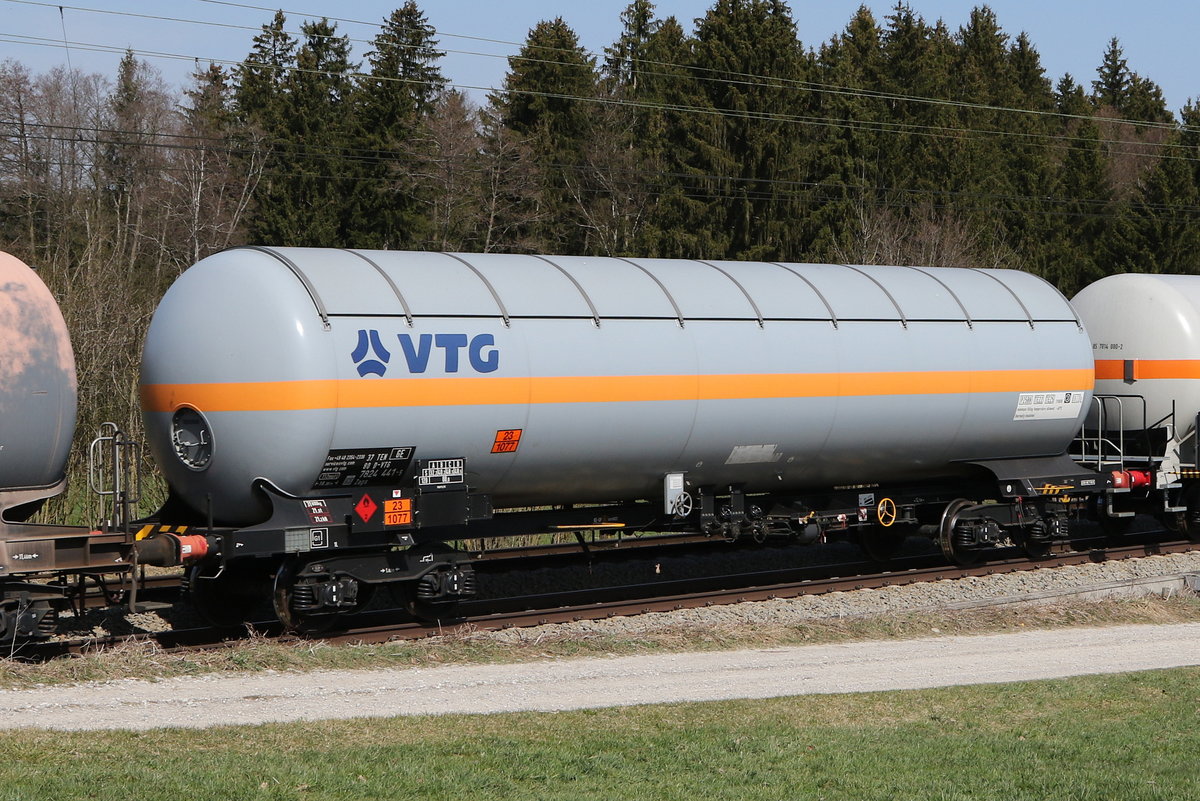 7824 441 (Zags) von  VTG  am 1. April 2021 bei Grabenst�tt.