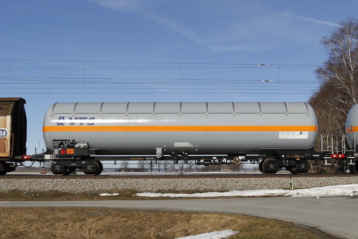 7824 447 (Zags) von  VTG  am 16. Februar 2019 bei �bersee.