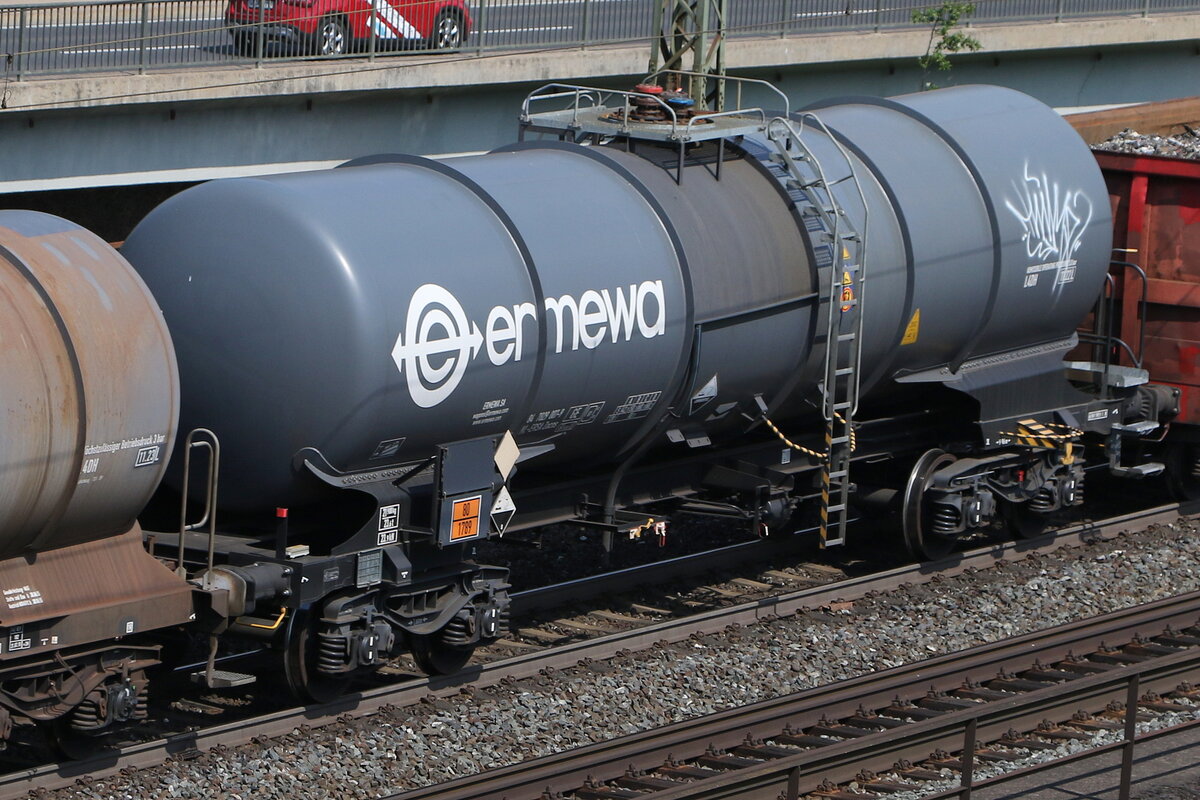 7829 017 (Zacns) von  ERMEWA  am 23. Juli 2021 bei Gem�nden im Maintal.