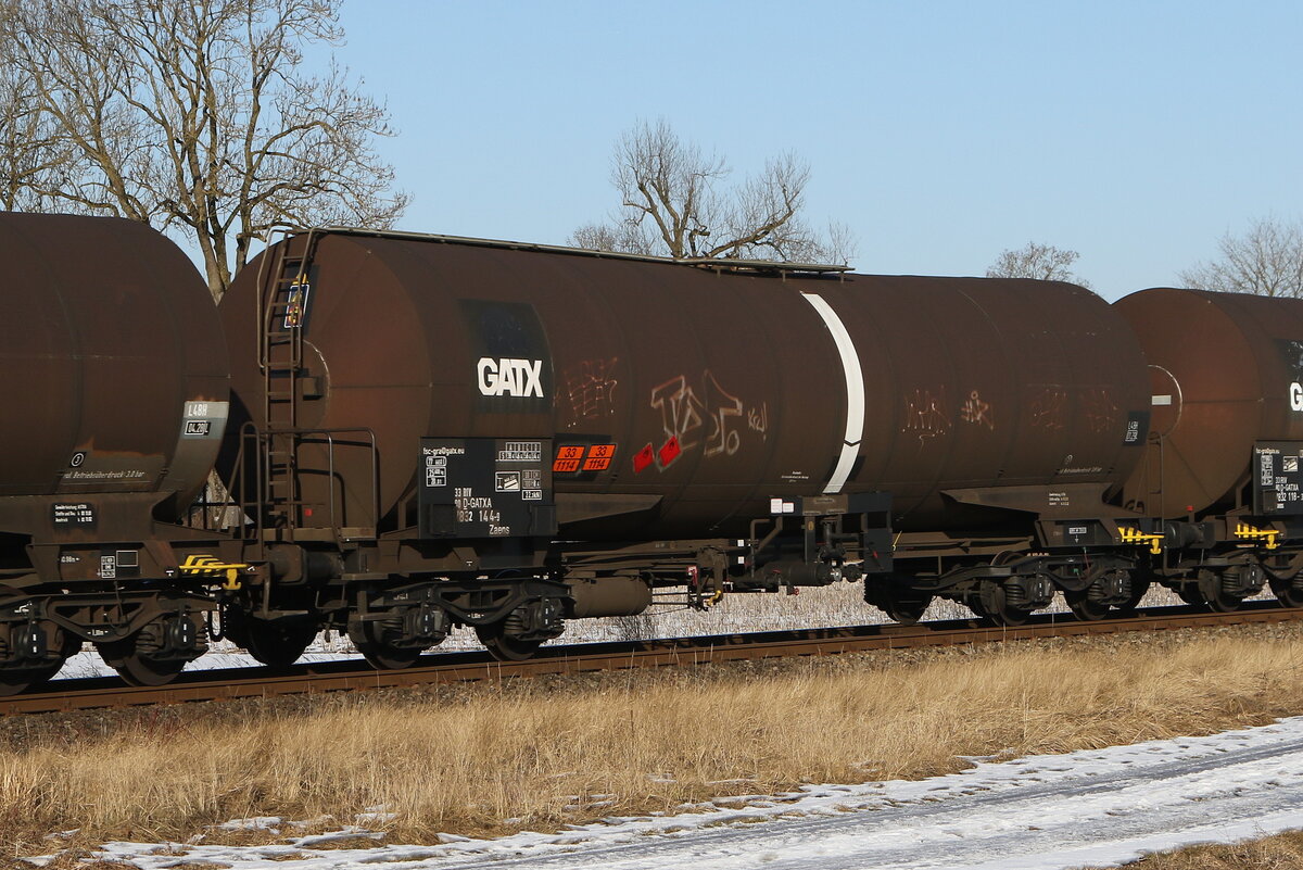 7832 144 (Zaens) von  GATX  am 21. Januar 2026 bei Pirach.
