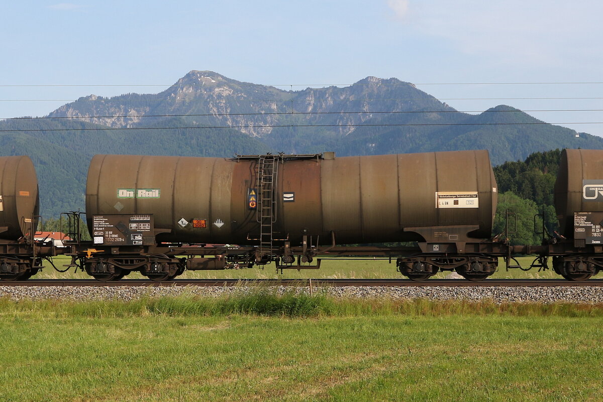 7832 269 (Zacens) von  On Rail  am 10. Juni 2021 bei �bersee am Chiemsee.
