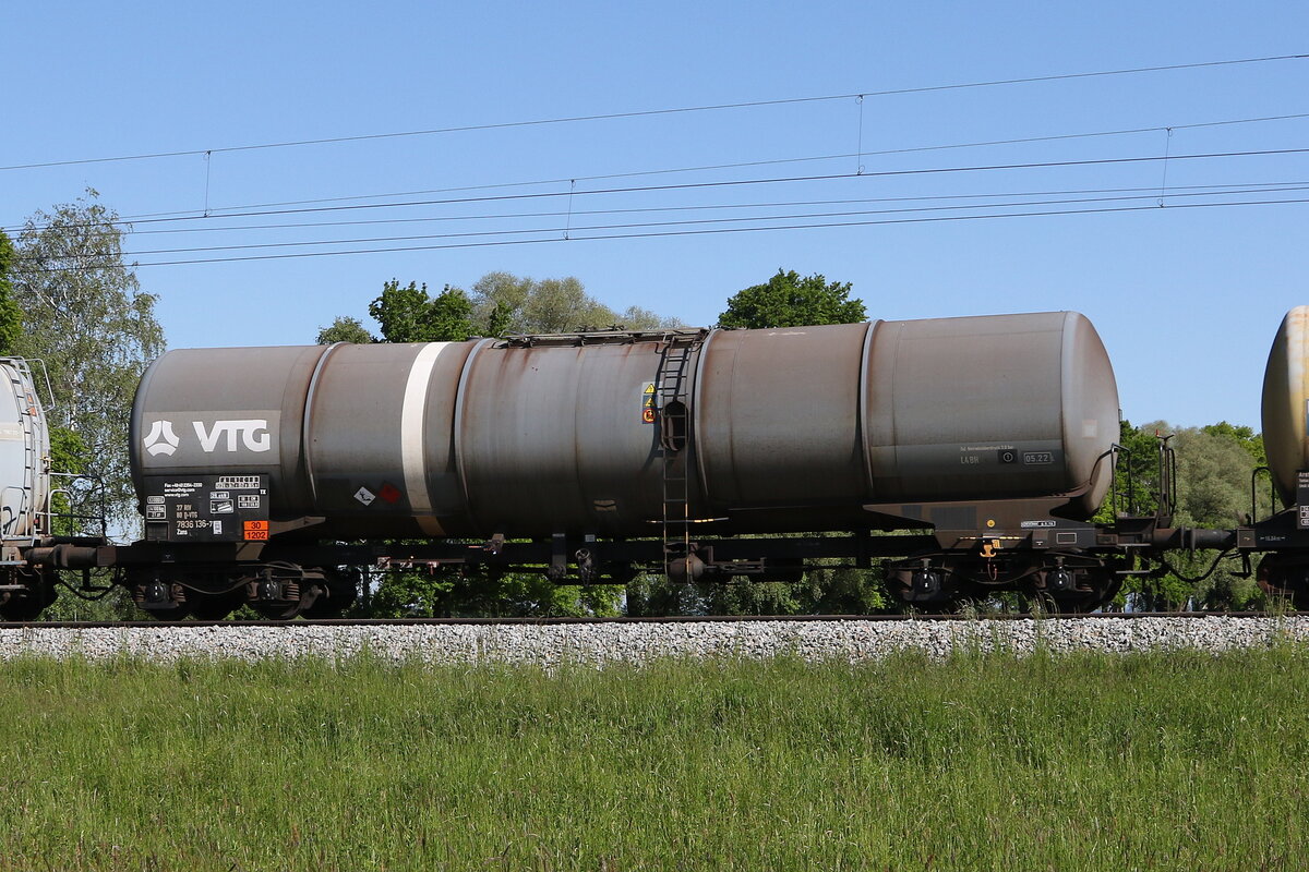7836 013 (Zans) von  VTG  am 31. Mai 2021 bei �bersee.