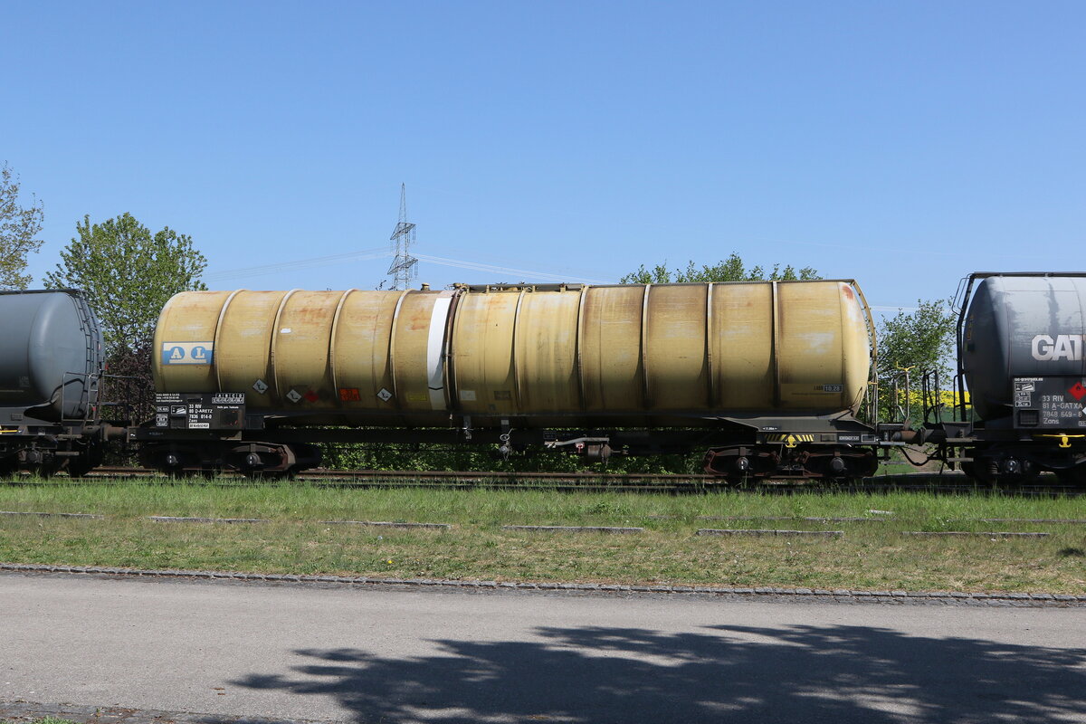 7836 014 (Zans) der  ARETZ GmbH  am 29. April 2025 bei Thann/Matzbach.