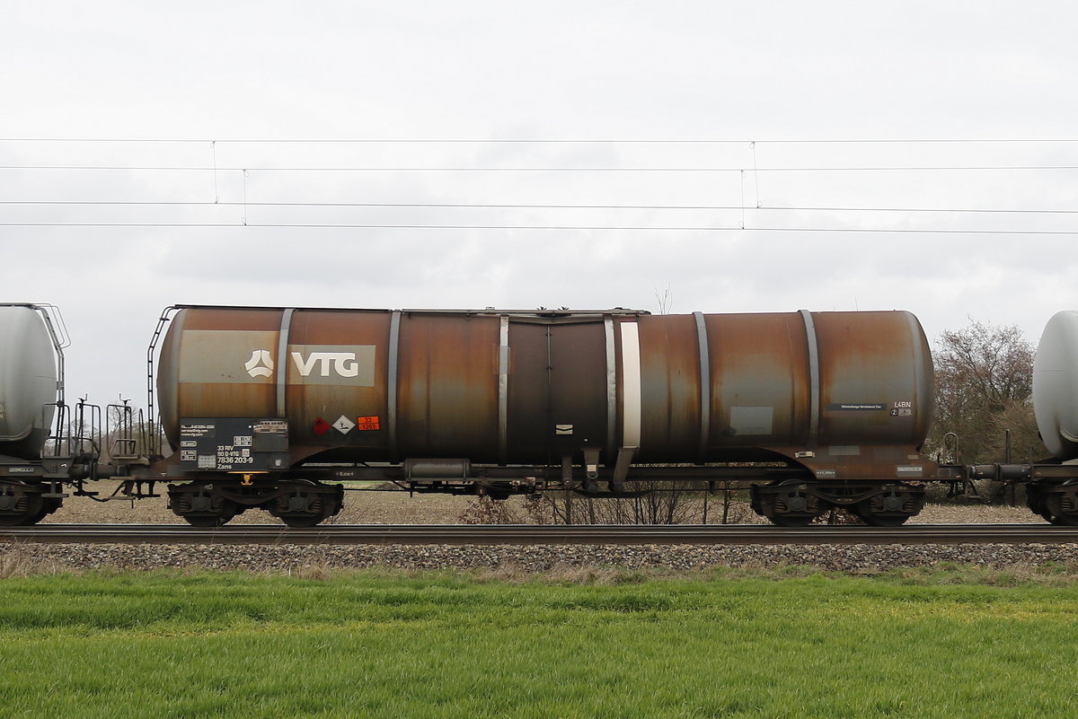 7836 203 (Zans) von  VTG  am 28. N�rz 2019 bei Bremen-Mahndorf.
