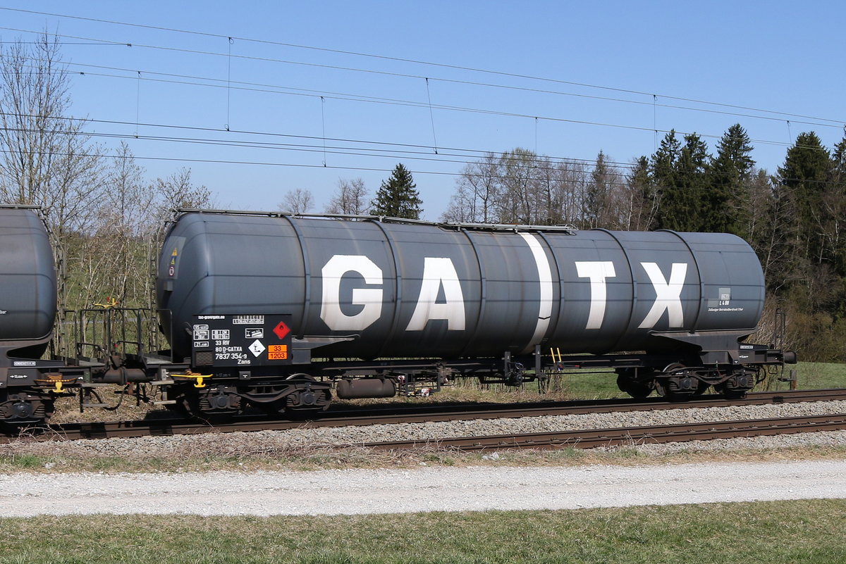 7837 354 (Zans) am 6. April 2020 bei Grabenst�tt.
