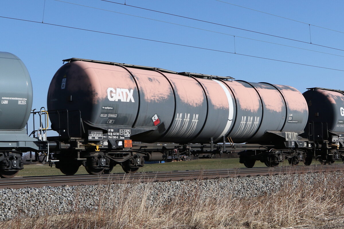7841 589 (Zacns) von  GATX  am 28. Februar 2022 bei �bersee.