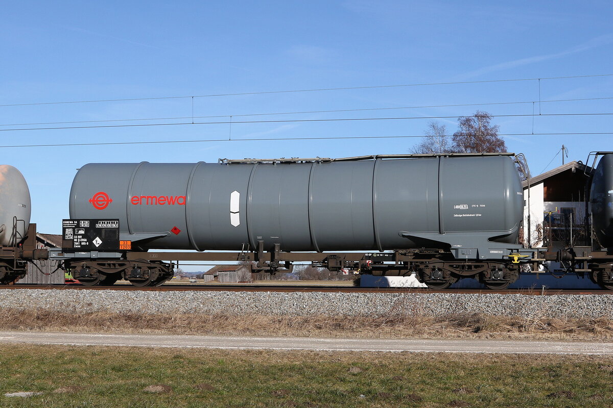 7841 695 (Zacns) von  ERMEWA  am 10. Februar 2022 bei �bersee.