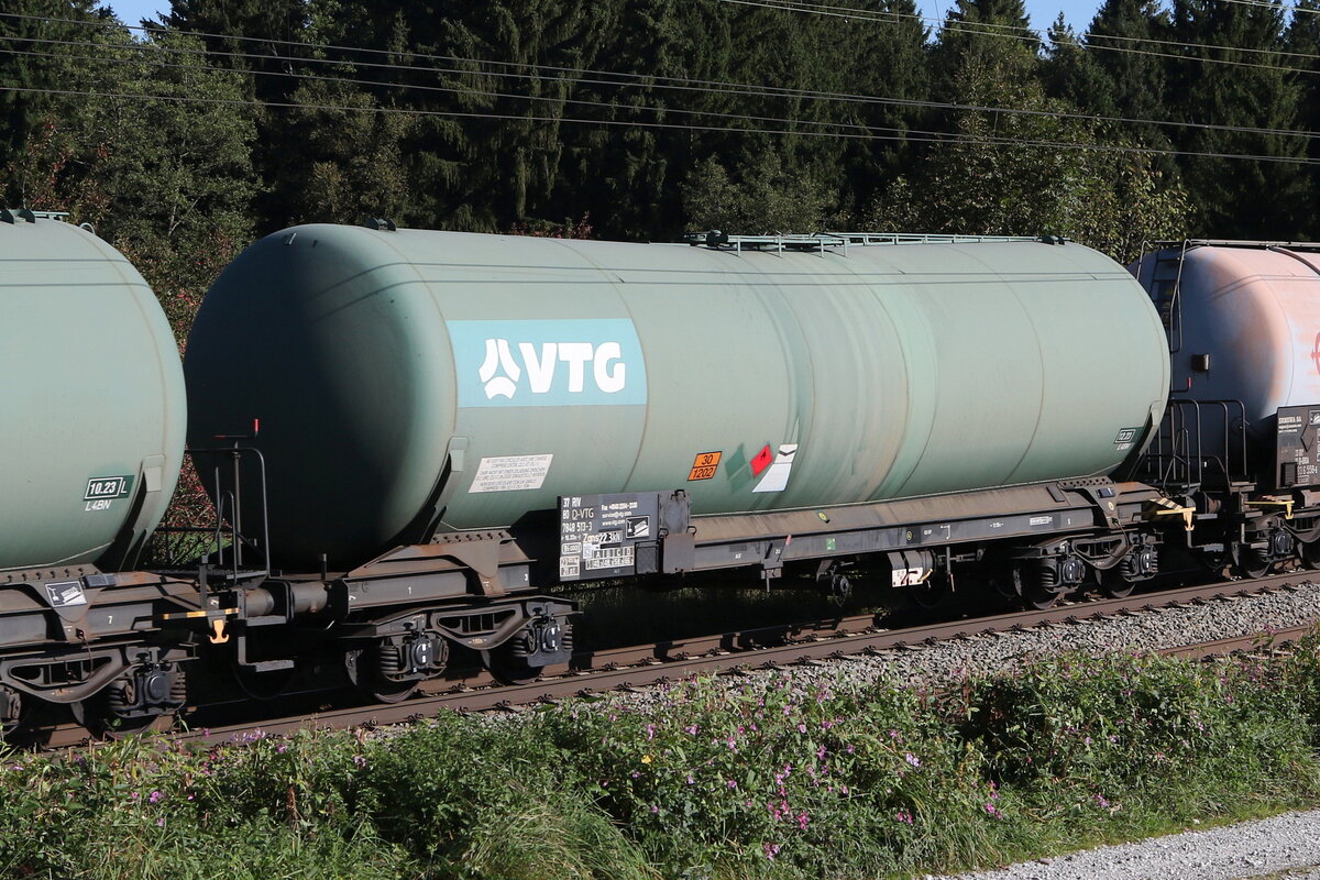 7848 513 (Zans) von  VTG  am 25. September 2021 bei Grabenst�tt.