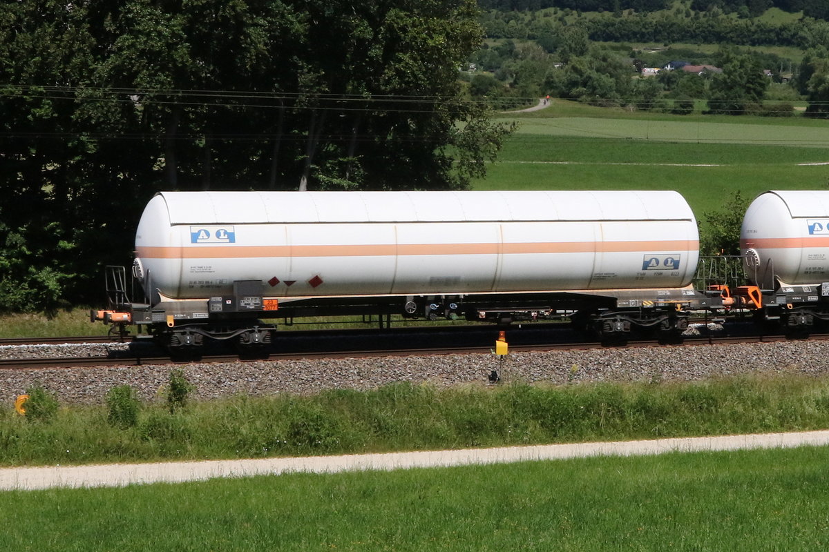 7918 xxx (Zagkks) der  Aretz GmbH  am 24. Juni 2020 bei Grabenst�tt.