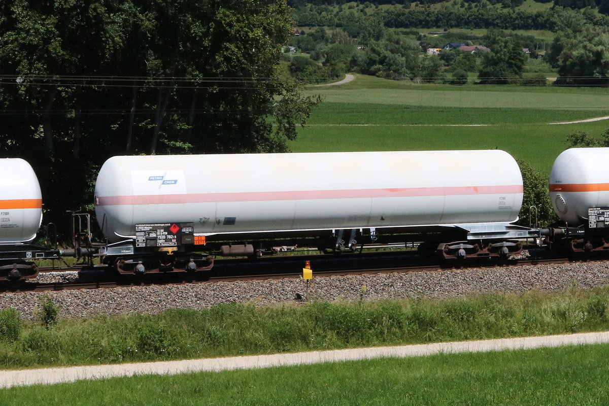 7920 782 (Zagkks) von  Petro Chem  am 24. Juni 2020 bei Dollnstein/Altm�hltal.