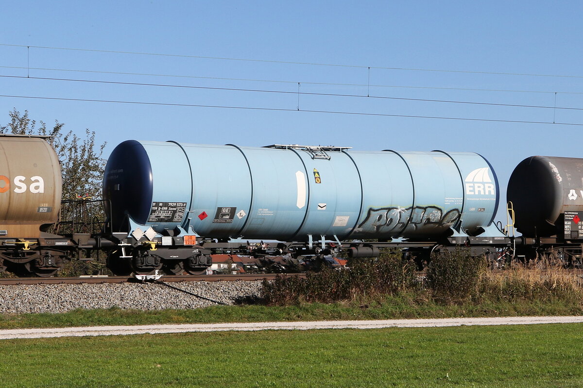 7929 573 (Zacns) von  ERR  am 31. Oktober 2022 bei �bersee.