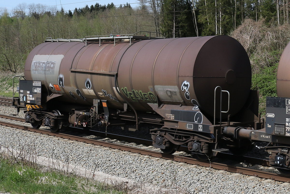 7931 455 (Zacens) von  NACCO  am 15. April 2020 bei Grabenst�tt.